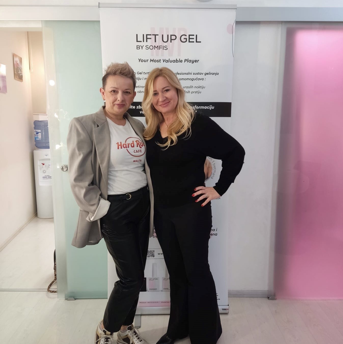 Gallery picture of LIFTUPGEL